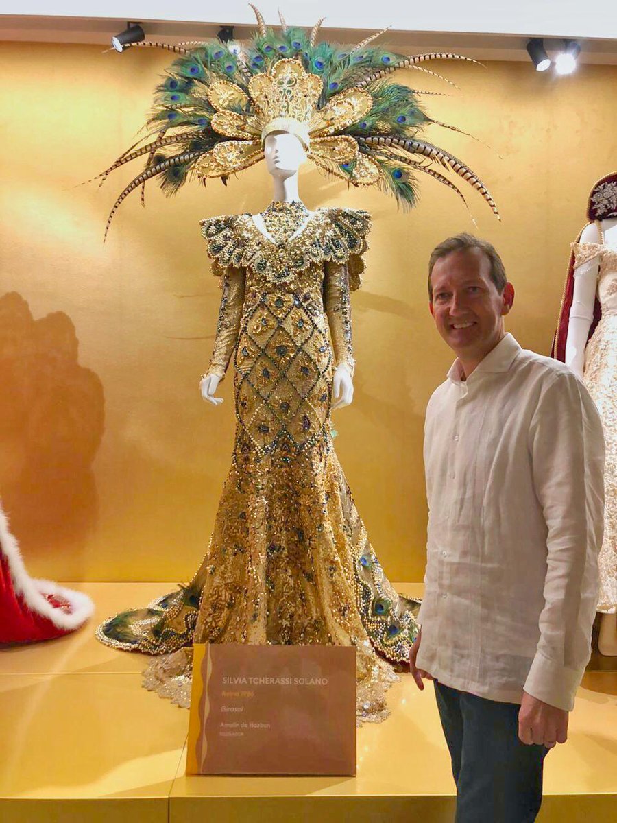 Que visita tan grata y honrosa!