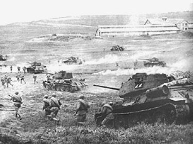 8 Feb 1943: After the Battle of #Stalingrad during #WWII, the #Soviets begin an offensive and took the town of Kursk in #Russia. Later that summer, the #Germans tried to retake the city in their last major offensive on the eastern front, during the Battle of Kursk. #history #WW2