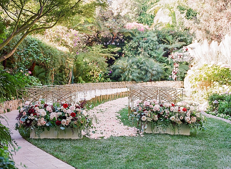 RaycePR's tweet photo. We can't get enough of this romantic wedding at @HotelBelAir featuring #RaycePRClients @Flowersbycina @BrightRentals and @ChameleonChair, now on @thesocalbride!
https://t.co/Zfm1JIsoFc https://t.co/A7Xrp3N029