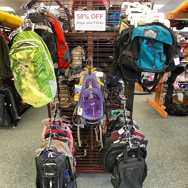 ScoreOutdoors's tweet photo. #sale on select #backpacks and #bags / #whilesupplieslast / #scoreoutdoors https://t.co/lSbWgL8z8g https://t.co/6ZCfEnqskx