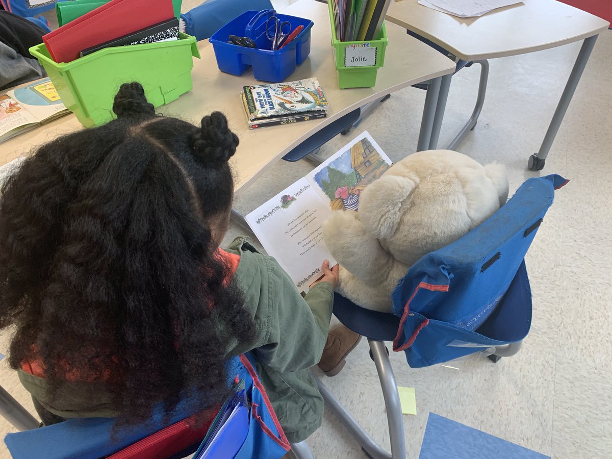 DDubritton's tweet photo. In honor of World Read Aloud Day, we had two secret Guest Readers and enjoyed reading to our stuffed animal friends ๐งธ @LyonsMill today! #WorldReadAloudDay #LMESreads https://t.co/0gE6f2QZ1k