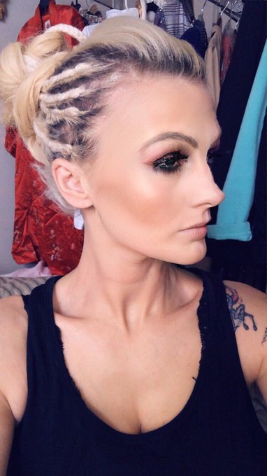 Can&rsquo;t wait to announce what&rsquo;s next for me!! 😍😍😍 https://t.co/QAh66JiPC9<a href="/tag/nieuweprofielfoto"class="tags"><span>#nieuweprofielfoto</span></a>