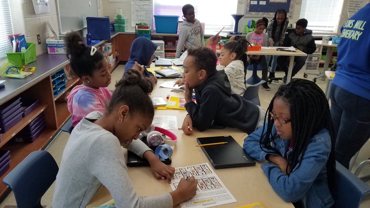 SraChupnick's tweet photo. @MrsReider_LMES's Gr4 class @LyonsMill played Tic Tac Toe to practice describing themselves and their family members using internal &amp; external characteristics!  #LanguageIsLiteracy @OWLteamBCPS @BaltCoPS @BcpsPassport #VIVAPassport #bcpspassport @BCPS_ELA https://t.co/8ijdLAYxrw