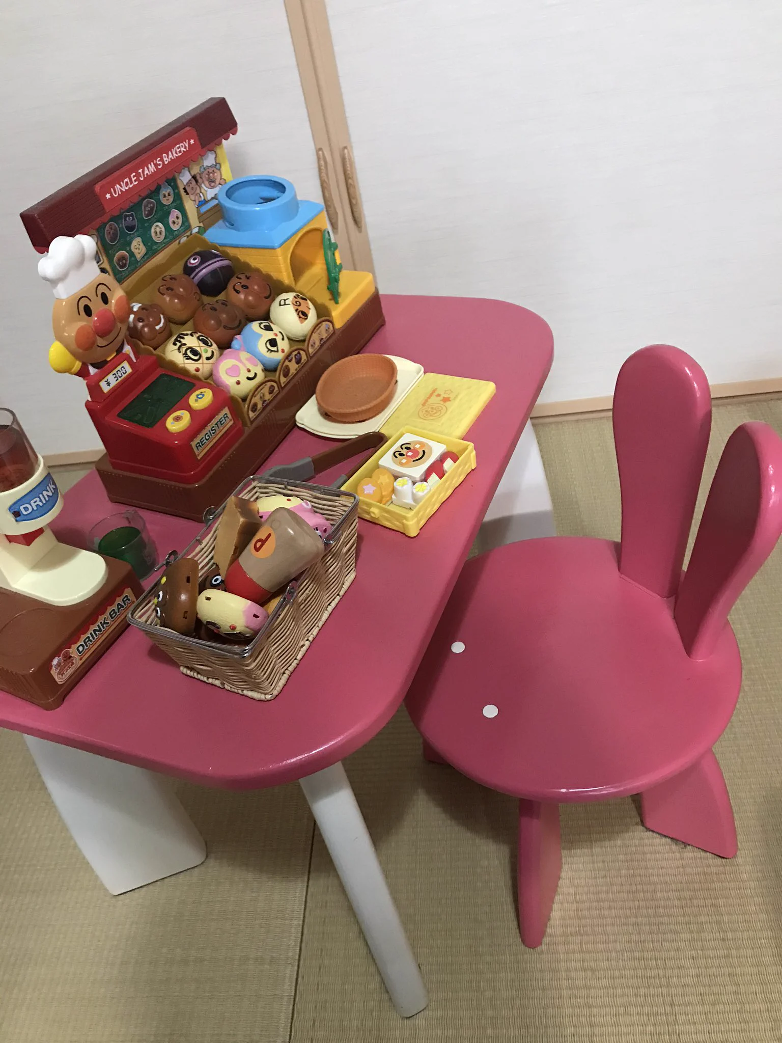 木工が得意すぎるじいじ・孫に作っているものがクオリティー高すぎて売ってもいいレベル！！