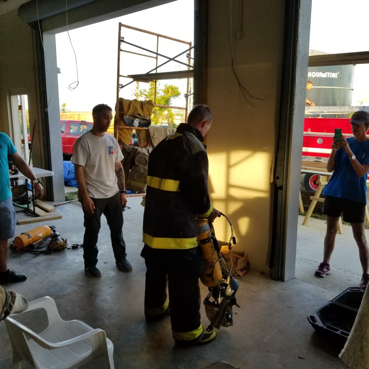 heart911team's tweet image. HEART 9/11’s Rapid Response Team - comprised of highly trained #FDNY members - are in #GreenTurtleCay training the #GreenTurtleFireDepartment which lost its roof during the #HurricaneDorian. The team evaluated needs, made assessments and worked with candidates. #GTCstrong