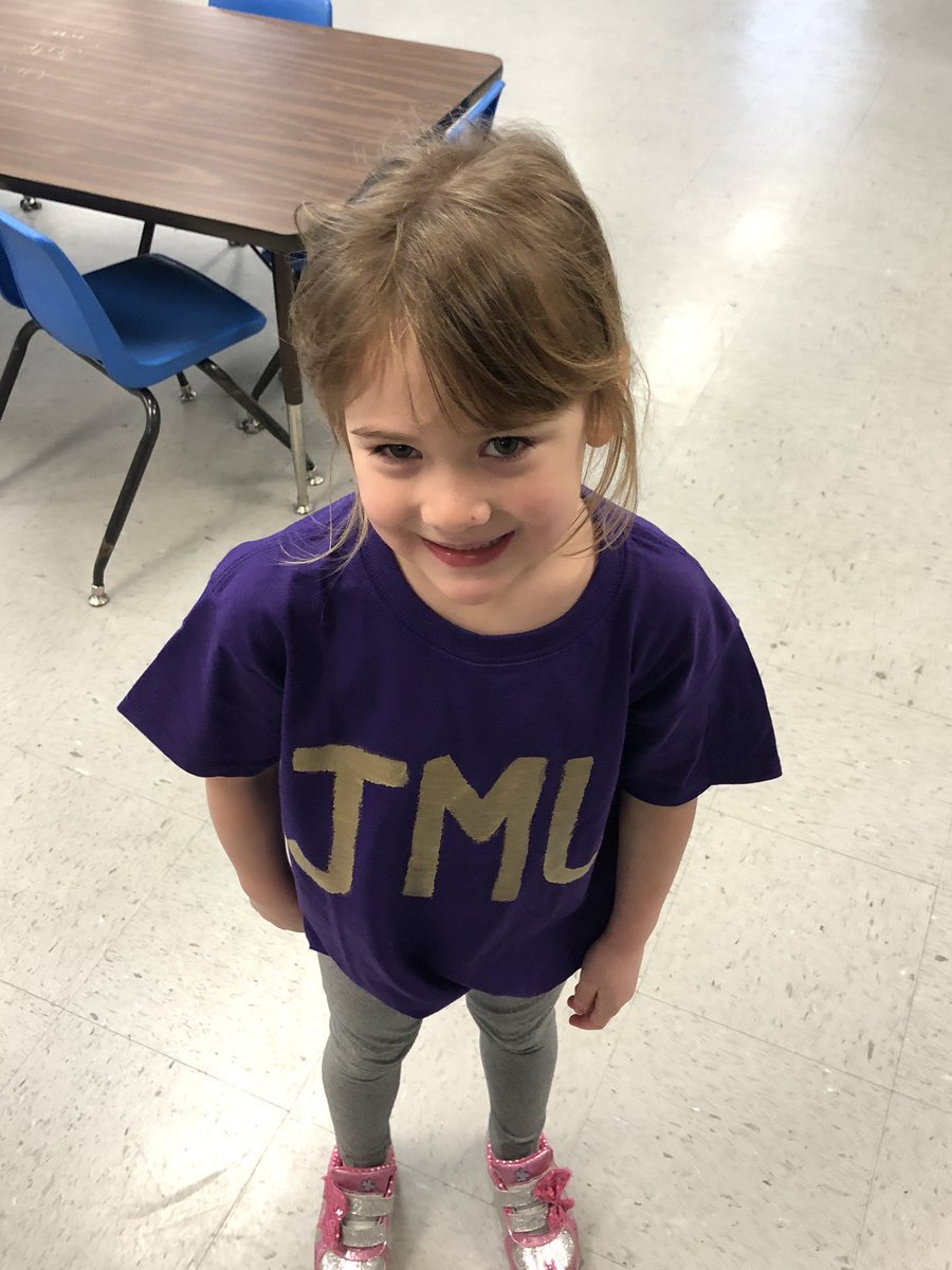 KinderRidge's tweet photo. Rocking reading stations (and that JMU spirit!) in Ms. Gutshall’s room! https://t.co/WuEmgQL46O