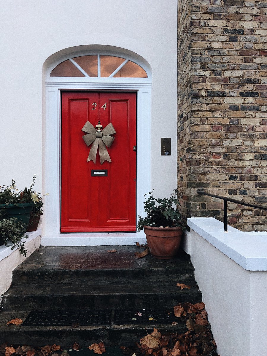dsdbrands's tweet photo. There are door locks available for everyone, get a 10% off your first order #dsdbrands #doorlocks #locks #home #homeimprovement https://t.co/V5gQmYiV3R