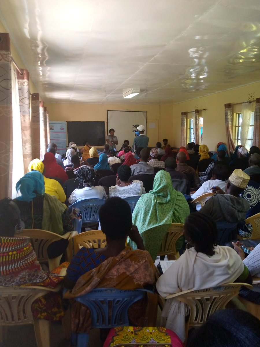 conphermel's tweet photo. Don't ever underestimate the capacity of human being who is determined  to do something....Women have strongly agreed to stop FGM and engage themselves in other creative activities that would help them raise  family status &amp; the coming Generation ....☑️
#YouthEndFGM @UNFPAKen https://t.co/9fMRknO26I