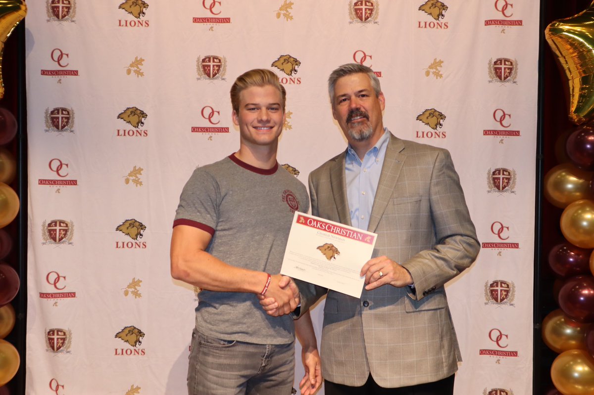 #OCS senior Charlie Newman has chosen <a href="/UChicago/">The University of Chicago</a> to continue his education and to join their #football team! #lionpride #nextlevel #college #NationalSigningDay