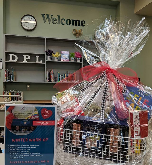 derrylibrary's tweet photo. Winter Warm up Raffle basket, 350$ value. Great items, including Zorvino Vineyards tour for 20 people. Raffle ticket prices: $1 each or 6 for $5. #dpl #destinationderrynh #zorvinovineyards https://t.co/EjpTGgWAr2 https://t.co/q2E4SUEsdj