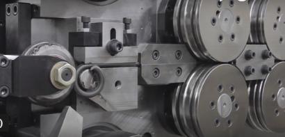 AimCoil's tweet image. #FunFact: This #SpringCoiler we developed is capable of coiling wire up to .787″ in diameter with a feed speed of up to 60 inches per second. Despite its heavy-duty coiling capabilities, the AIM 4000 maintains the same versatility as our smaller machines.
#AIMCoil #SpringCoiling