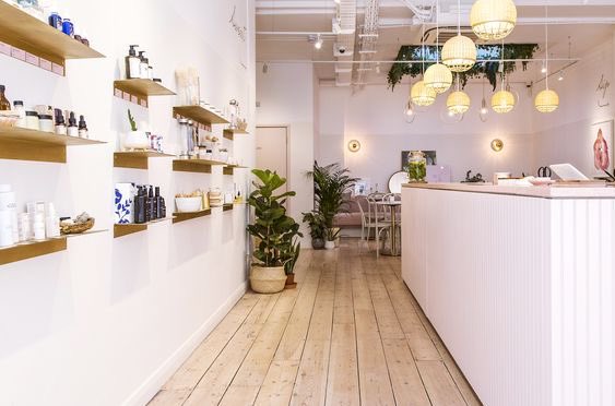 glowbarldn's tweet photo. Our wellness space for the modern woman ◊ we do infrared saunas, stock a range beautiful of products, and have a cafe full of healing herbs + moon milks® 🌸✨🕊 https://t.co/CFNg9R8kPo