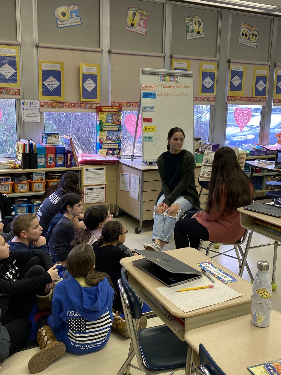 Hamilton NEWS at Morgan in 5th grade! #htsdreads. #WorldReadAloudDay #MorganMagic @HeatherLieberm2 <a href="/HTSD_Morgan/">Morgan School</a> <a href="/WeAreHTSD/">WeAreHTSD</a> <a href="/HTSD_Steinert/">Steinert Hamilton High School East</a> <a href="/PrincipalWebber/">Nate Webber</a> <a href="/HamiltonNEWS_/">Hamilton N.E.W.S.</a>