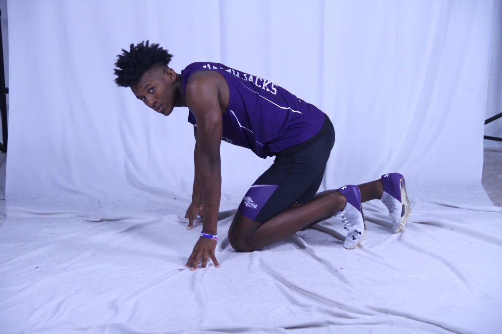 6_Joraay8's tweet image. National signing day 💜
#axem 24’
#AGTG