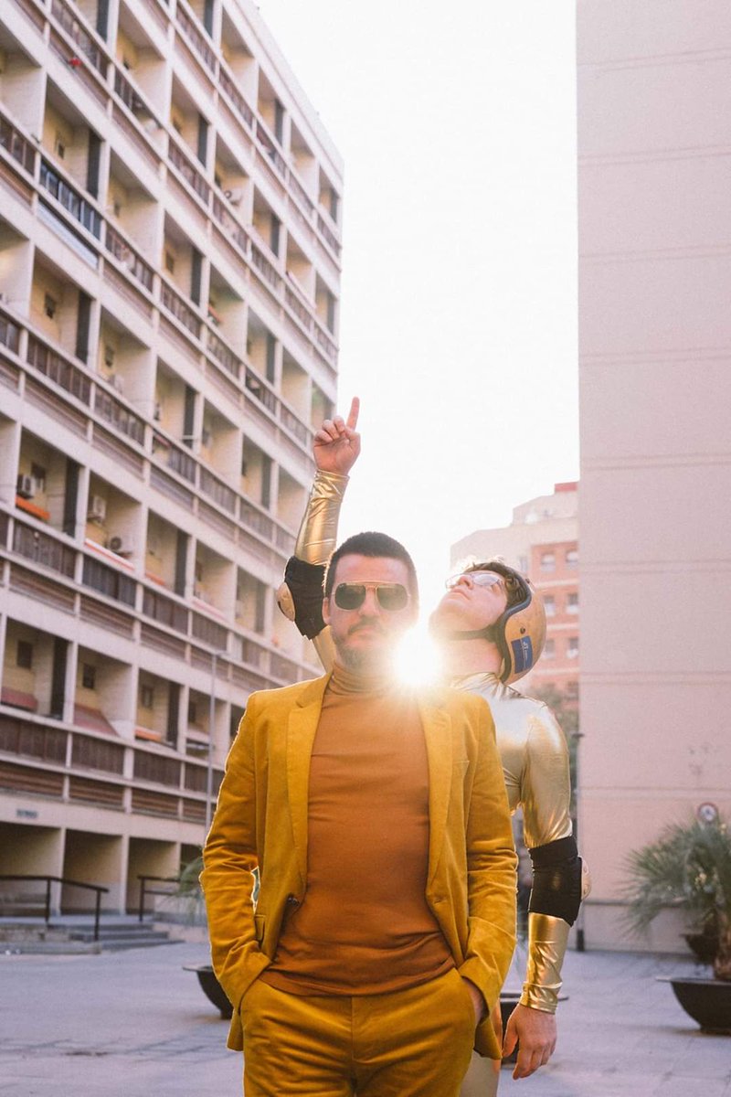 Coque_Malla's tweet photo. Un extraterrestre se aproxima y cada vez está más cerca...

Fotos: @Alex_Faimali
#extraterrestre https://t.co/yFaDYv6Thl