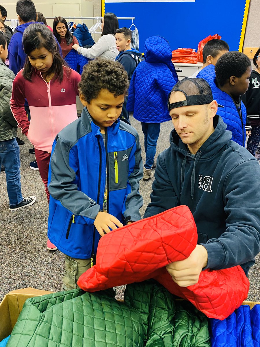 The Salt Lake City Firefighters’ Union donated winter coats to kids in need today at the Escalante Elementary Community Hub. I want to thank them for inviting me to help. It was great to see all the warm smiling faces in their new coats! <a href="/slcfire/">Salt Lake City Fire Department</a> <a href="/iafflocal81/">SLC Fire Fighters IAFF Local 81</a>