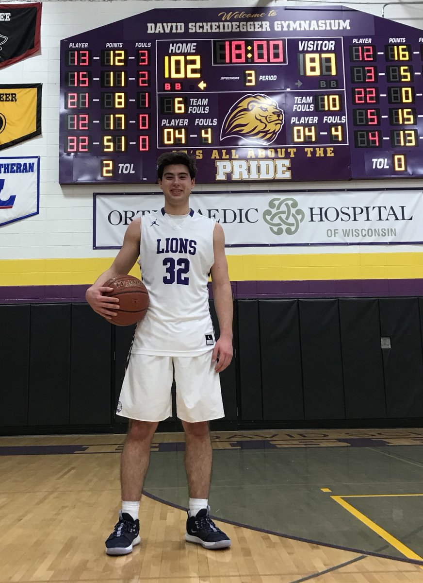 Click below and vote for Sam Ludwig for the Journal Sentinel's Athlete of the Week!
jsonline.com/story/sports/h…