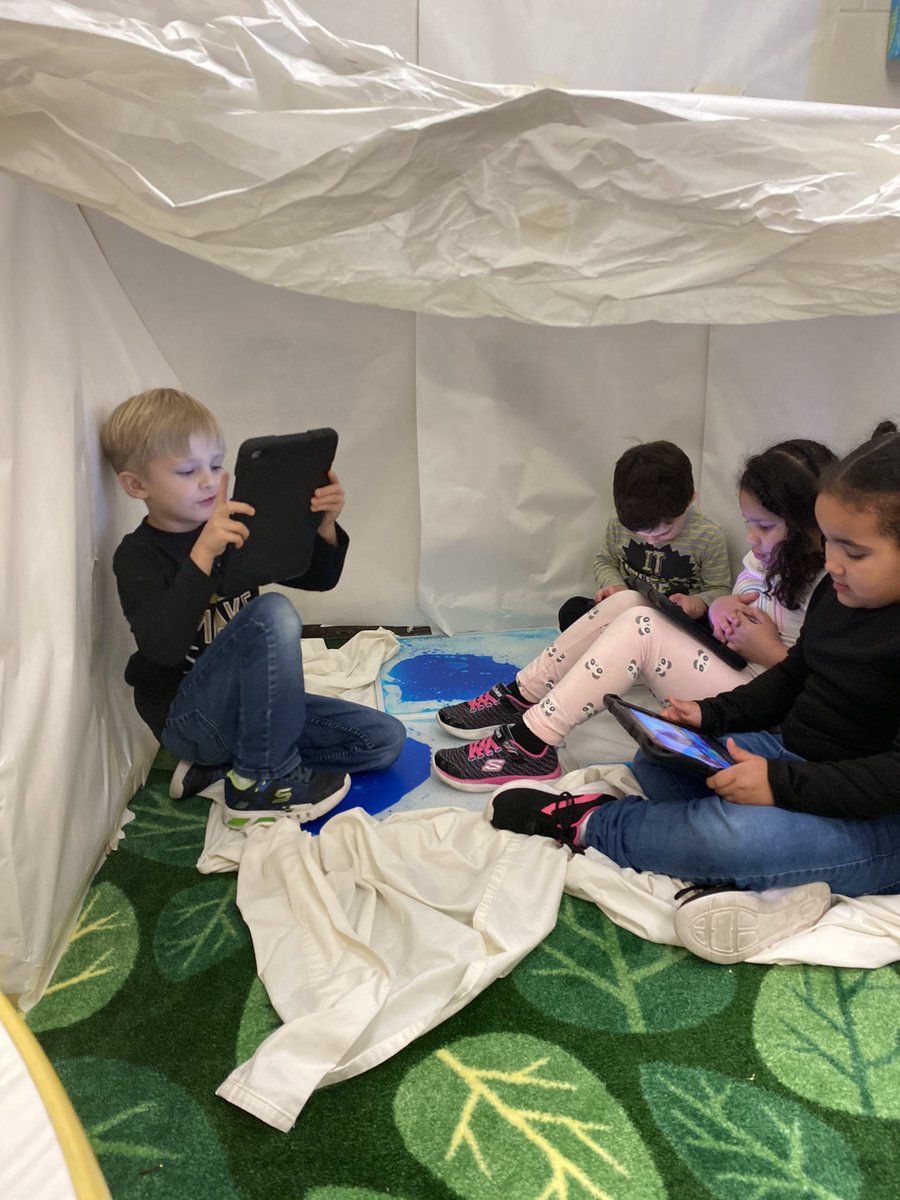 Jenprek's tweet photo. What a fun and relaxing day! @suptking @OESrockSTARS https://t.co/QKu5V1BXoN