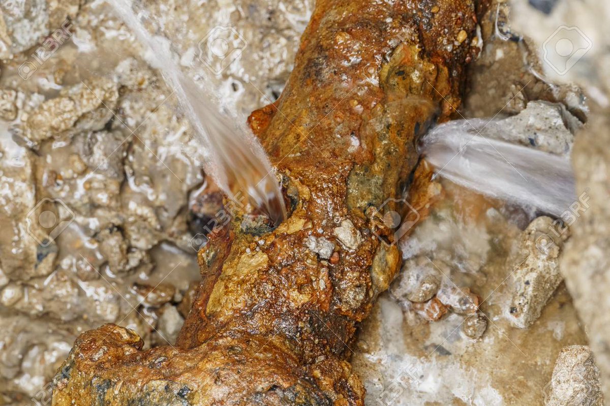 rooter_hero's tweet photo. What causes your pipes to corrode? Learn more about the risks https://t.co/flFS0CsBWl #corrodedpipes #pipecorrosion #rustypipes #protectyourplumbing #plumbingrepair #plumbingdamage #hardwater #waterph #rooterhero https://t.co/Rej7DgLPEy