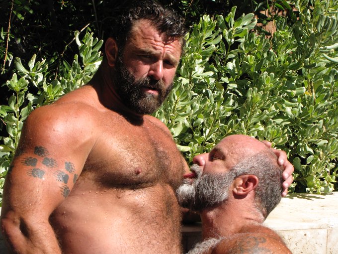 Hot Daddy nursing on my nipples. More like this at https://t.co/jV2bQ5Pxqb #gaymusclebear #gaymuscle