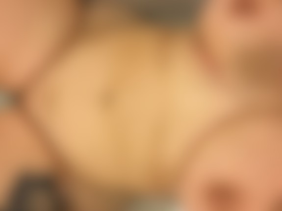 New photo up on Modelhub! This one is only for my Fan Club members. Sign up now: https://t.co/IrYHH7mMpX