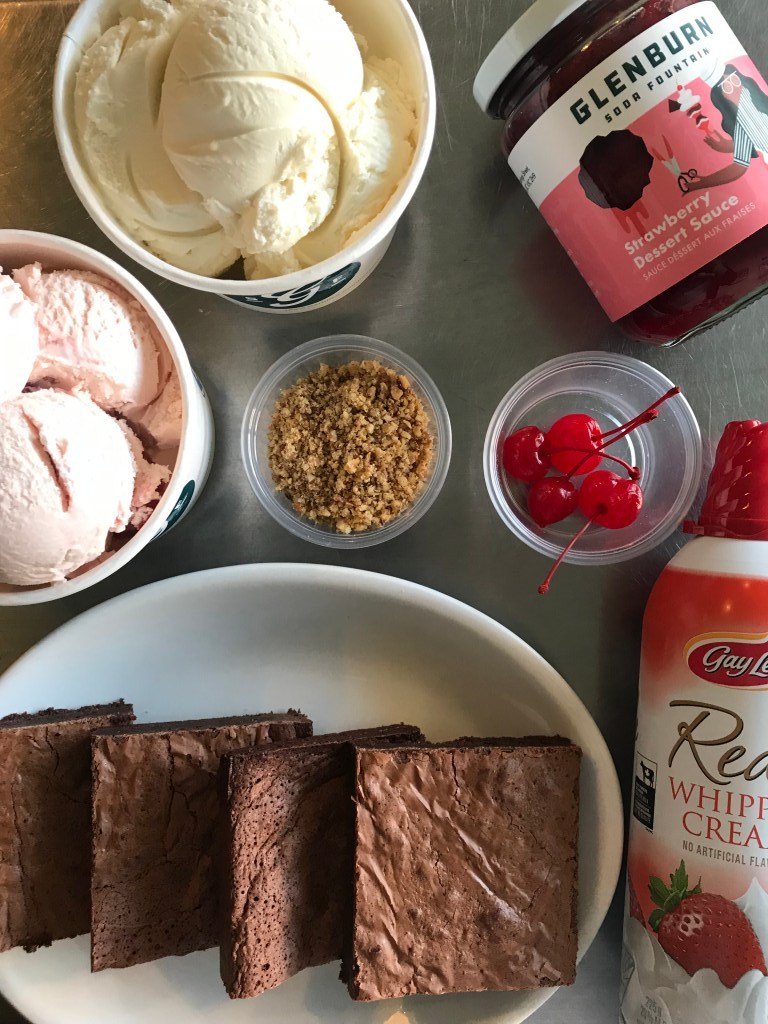 Brownie Sundae Pack – Strawberry glenburnsoda.com/product/browni…