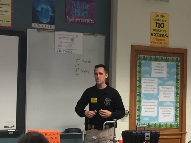 7ALambdaLions's tweet photo. Team 7A playing the Game of Life! Thanks to all of our career speakers for sharing your career path in life! @Delran_Super @DeSimoneChristy @WLuyber @Mchale7Mike https://t.co/lcY5KyWSLR