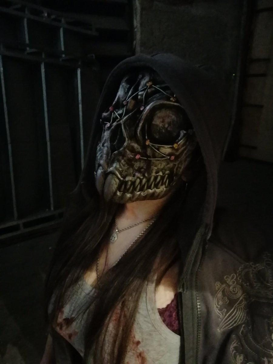 Yuri85771228's tweet photo. Dead by daylight Susie Rat skin mask in https://t.co/XOQ9ACo7cg #DeadbyDaylight #DBD #SusieMask #SusieDBD #SusieRatmask #ScarletSwarm #Susiekilla #LegionDBD #SusiekillerDBD #RatMask #ratyear #IronRat #DBDcosplay https://t.co/YWNgmuMqp3