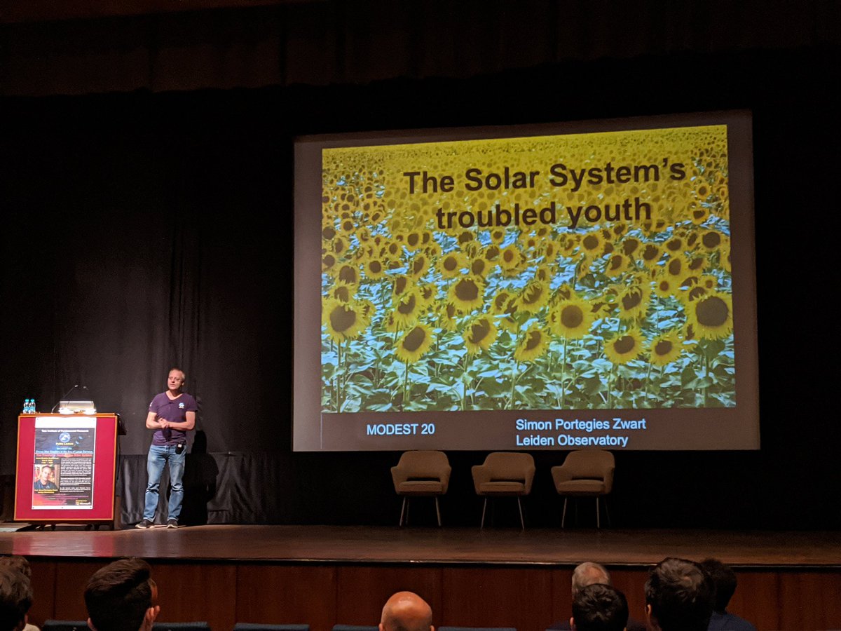 alicezocchi's tweet photo. We also had a public lecture by Simon Portegies Zwart, who walked us through the troubled past of our Solar System! (the lecture will also be available on YouTube!) #MODEST20 https://t.co/1fJc1SRH2s