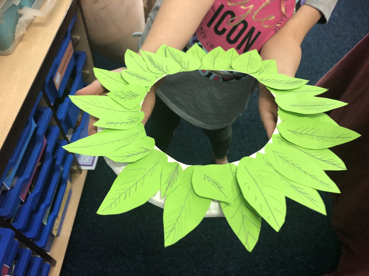 Class 4 had an amazing roman day yesterday and made amazing pottery!