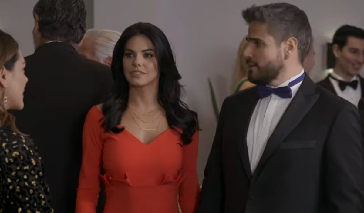 DaniArenasCol's tweet photo. #FelizMiercoles #CollagesyCapturas #4Parte #MejoresMomentos #DavidYRegina #Davina 😍❤💗 @DanArenas @liviabritoof #Capitulo62 @MedicosOf #MedicosLineaDeVida #ConLasEstrellas #TeamMedicos 😘🥰🙏🏼🙌💫 https://t.co/OagUZvXzxq