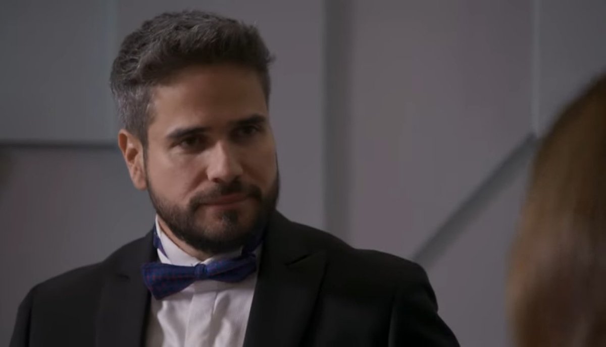 DaniArenasCol's tweet photo. #FelizMiercoles #CollagesyCapturas #7Parte #MejoresMomentos #DavidParedes @DanArenas #Capitulo62 @MedicosOf #MedicosLineaDeVida #ConLasEstrellas #TeamMedicos 😘🥰🙏🏼🙌💫 https://t.co/9XbiUXnVTx
