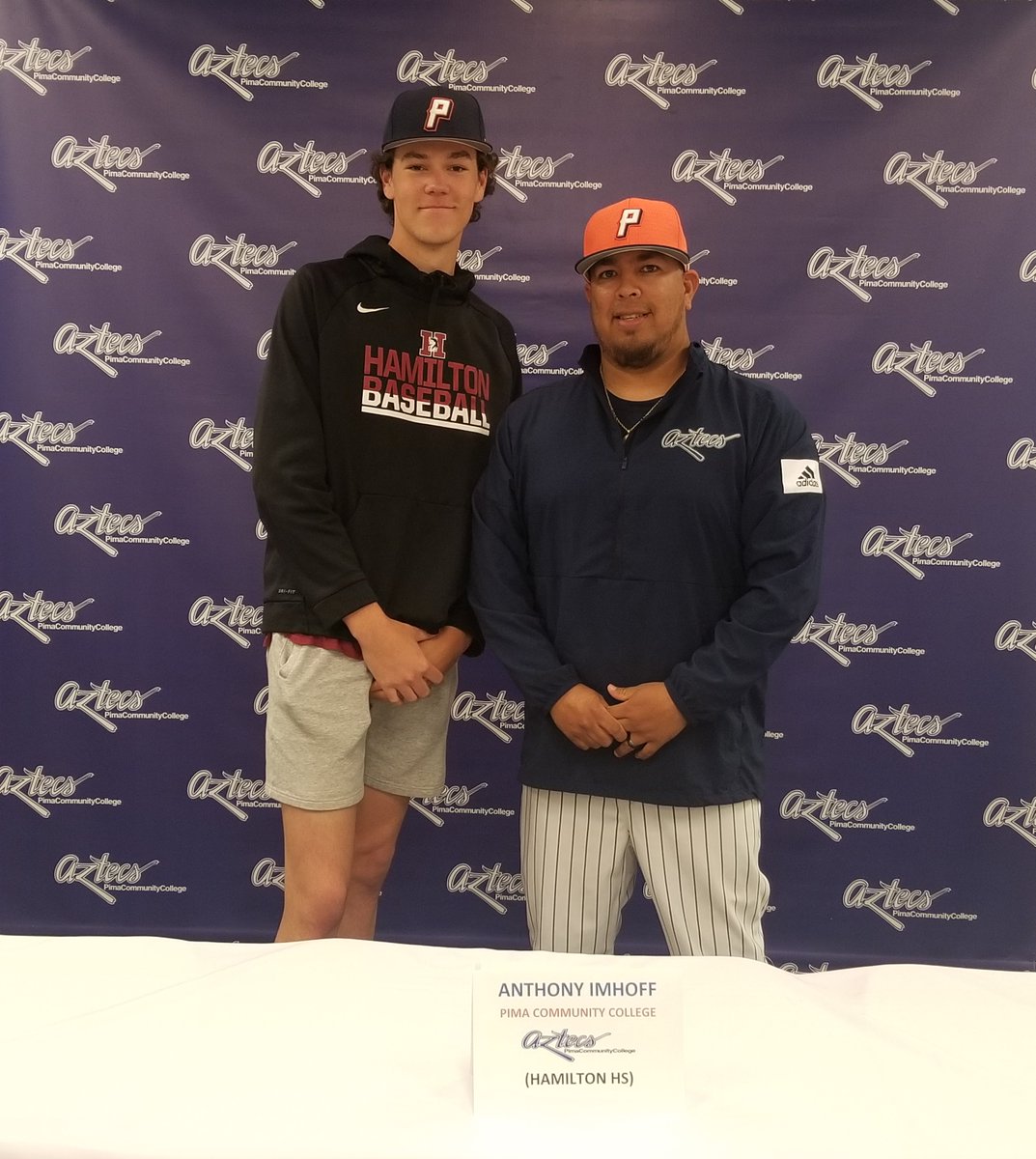 PimaAthletics's tweet image. Congrats to Anthony Imhoff (Hamilton HS), a 6-7, 180 lb LHP, who signed his letter of intent to play for the Aztecs baseball team @BaseballPima Here with pitching coach Gil De La Vara. #PimaBaseball