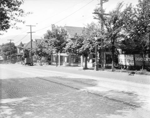 The 1300 block of Robson Street then... *swipe* and now! Things sure have changed in 100 years. Note the lack of Starbucks locations. 
~
📸 - "View of 1300 block of Robson Street", 1928, City of Vancouver Archive 
~
#ListelLiving #Roaring20s #throwback #robsonstreet #westend