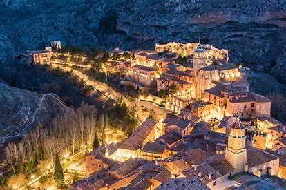 Todo viaje tiene destinos secretos, encuentra los tuyos con esta guía de pueblos mágicos por España. 

mtr.cool/eeqmqiwqmi
#culturiplan #cultura #historia #escapadaconencanto #pueblosespañoles