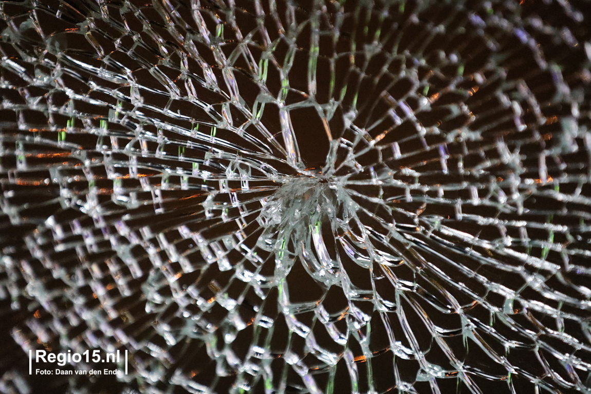 Nu online: Onderzoek na mogelijk schietincident op de #Voorhofdreef in #Delft..