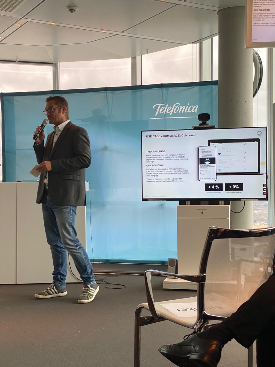 mobilebusiness's tweet photo. Today talking about RCS at MEF Roundtable in MUC https://t.co/jPbVcK9b2N