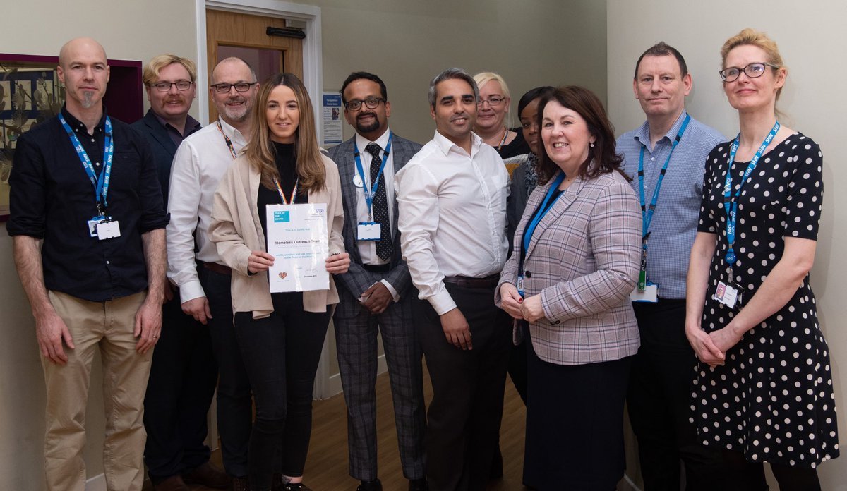 KatyWafer's tweet photo. The Homeless Outreach Team was awarded their certificate for team of the month today! I feel very honoured to have been part of this amazing team 🙂 Thank you @Trishbennett15 @danni1712 @sgibbons_ @JPixsley @Lesirving2 @psychiatrist22 @JonathanLacey12 @RayClucas1 @Bluewhistle1 https://t.co/dV1GzUDZcj