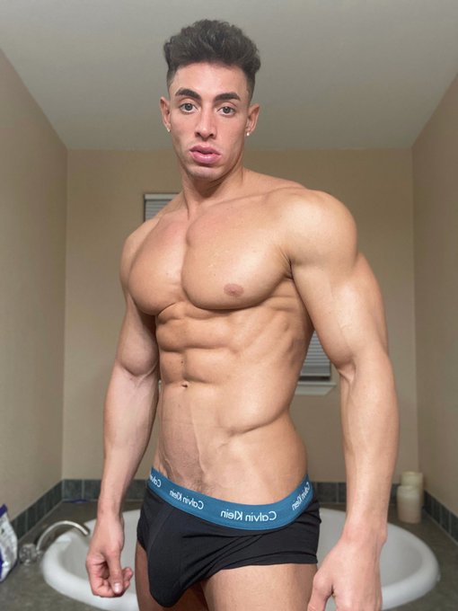 Don&rsquo;t be shy.😛 Hit the link⬇️😈🍆 https://t.co/MvBBQ4bZSN https://t.co/Xb6g1MeRyd<a href="/tag/onlyfans"class="tags"><span>#onlyfans</span></a>