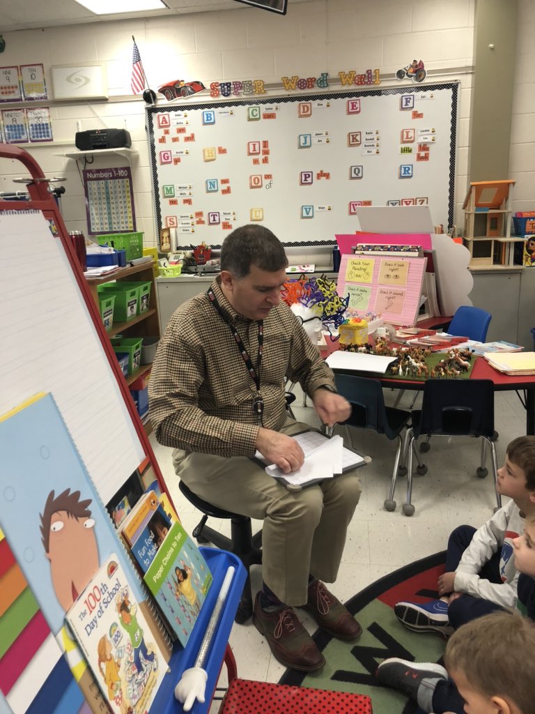 debscanlan220's tweet photo. Thanks to Dr. David Bein, @D220Finance, for reading to us for #WorldReadAloudDay!@GroveAve220 https://t.co/Bk8Z69nS9U