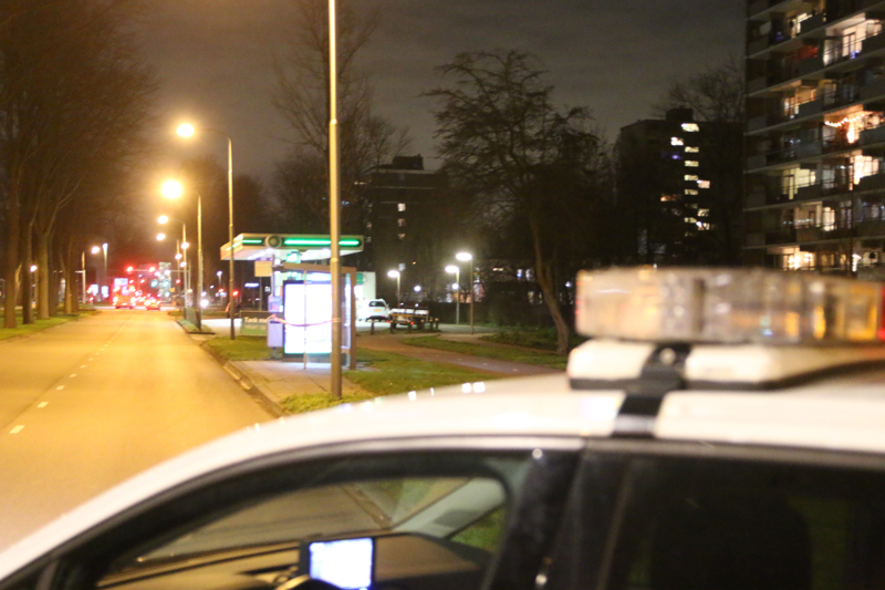 NU ONLINE: Politie onderzoekt mogelijk schietincident bij abri Voorhofdreef Delft -..