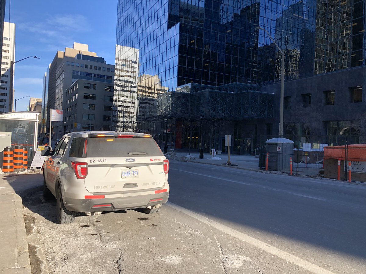 srmcmann's tweet photo. @OCTranspoLive I thought Albert was a one way - the other direction? https://t.co/W51iG0DT8r