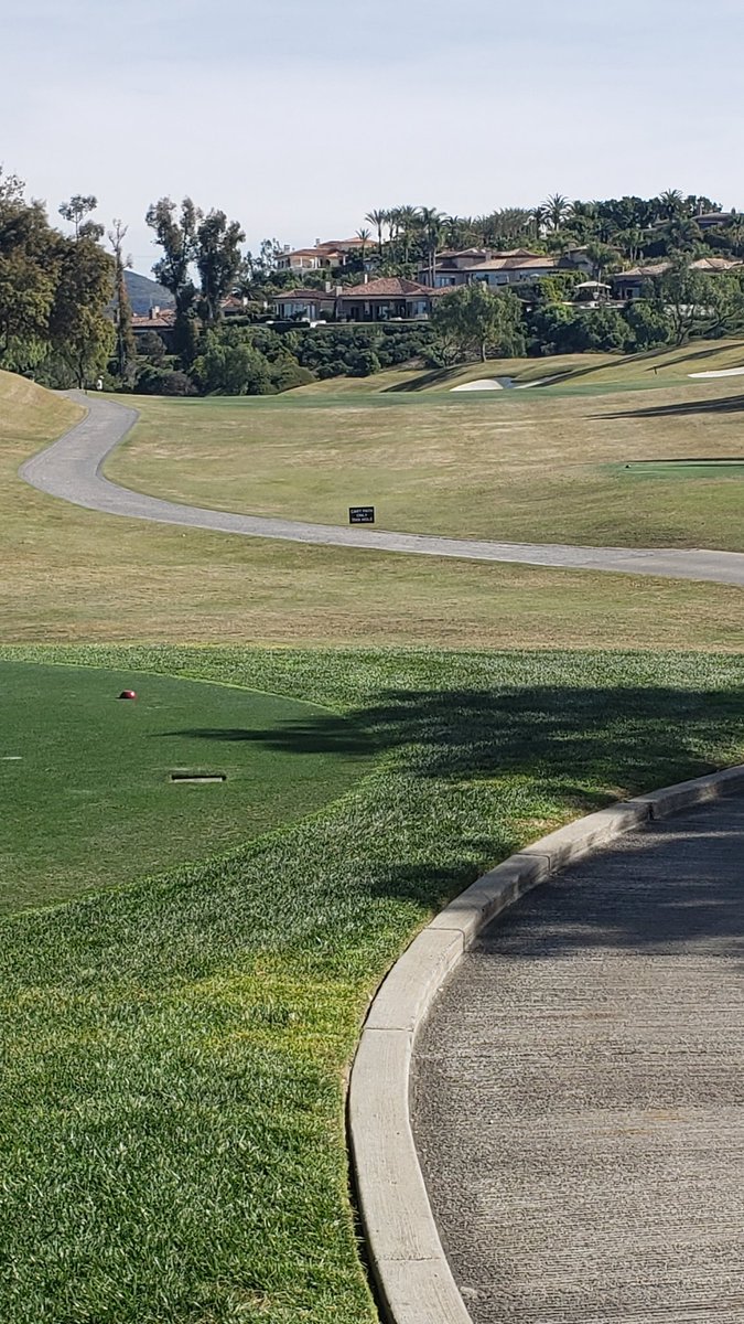 peters1355's tweet photo. 2020 Golf season starts in 2 minutes... #thefarms https://t.co/pn7BPjHdFa
