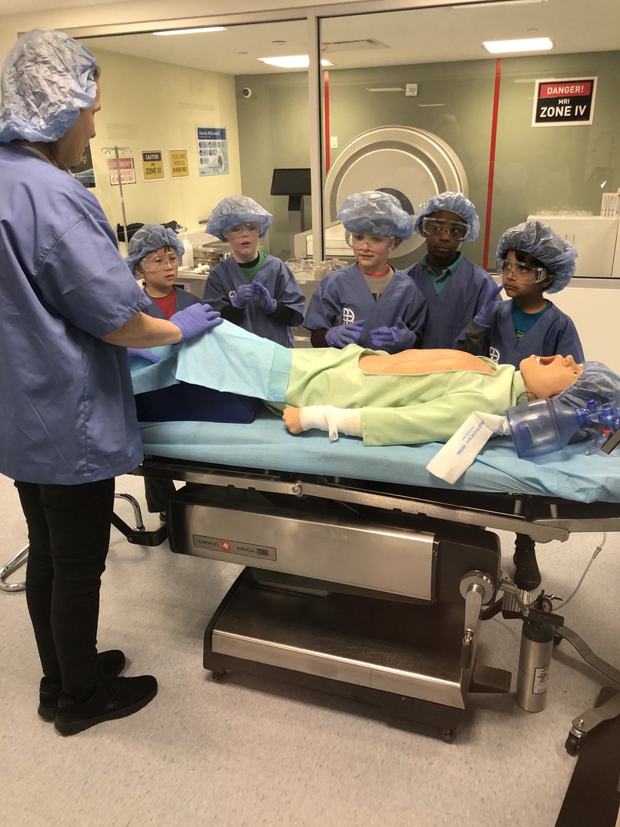 Oswald_Firsties's tweet photo. KidZania was a blast! https://t.co/hXFGDl05Dt