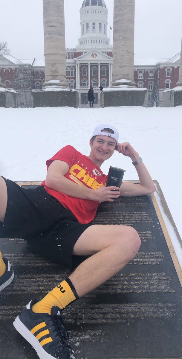 My dream is to be featured on the @benshapiro show and for it to go back to being 70 degrees like it was 2 days ago.
#mizzou #leftisttearstumbler #benshapiroshow