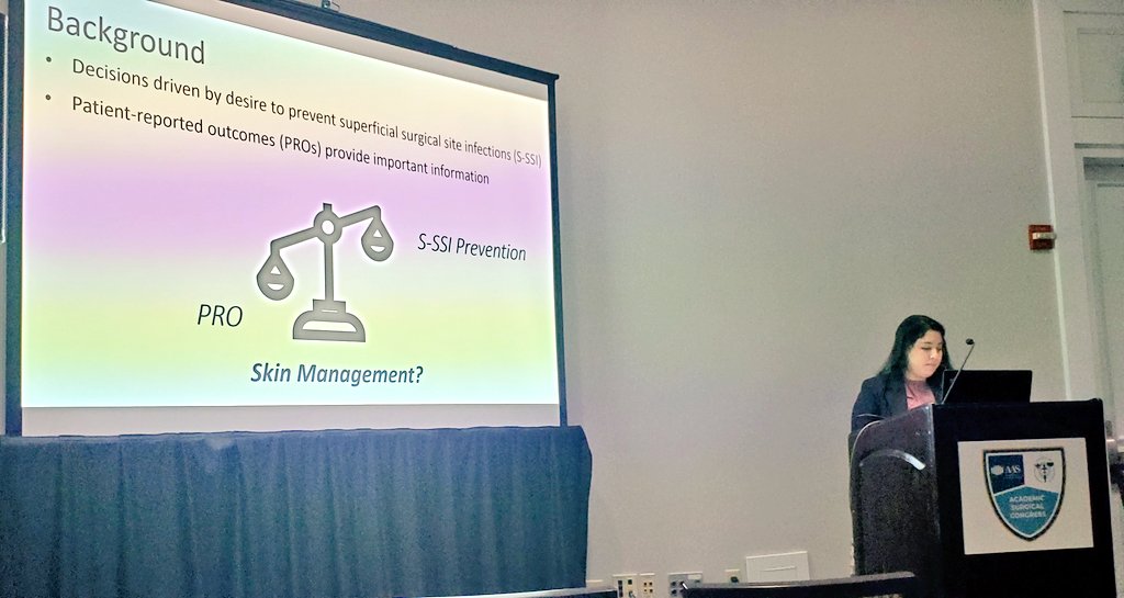 Great job Hannah Ortiz @McGovernMed MS2 at her first presentation at #ASC2020 on patient-reported outcomes after emergency laparotomy. @LillianKao1 @kaylaisbell @GabrielleHatton @johnaharvin @UTHealthACS @AcademicSurgery