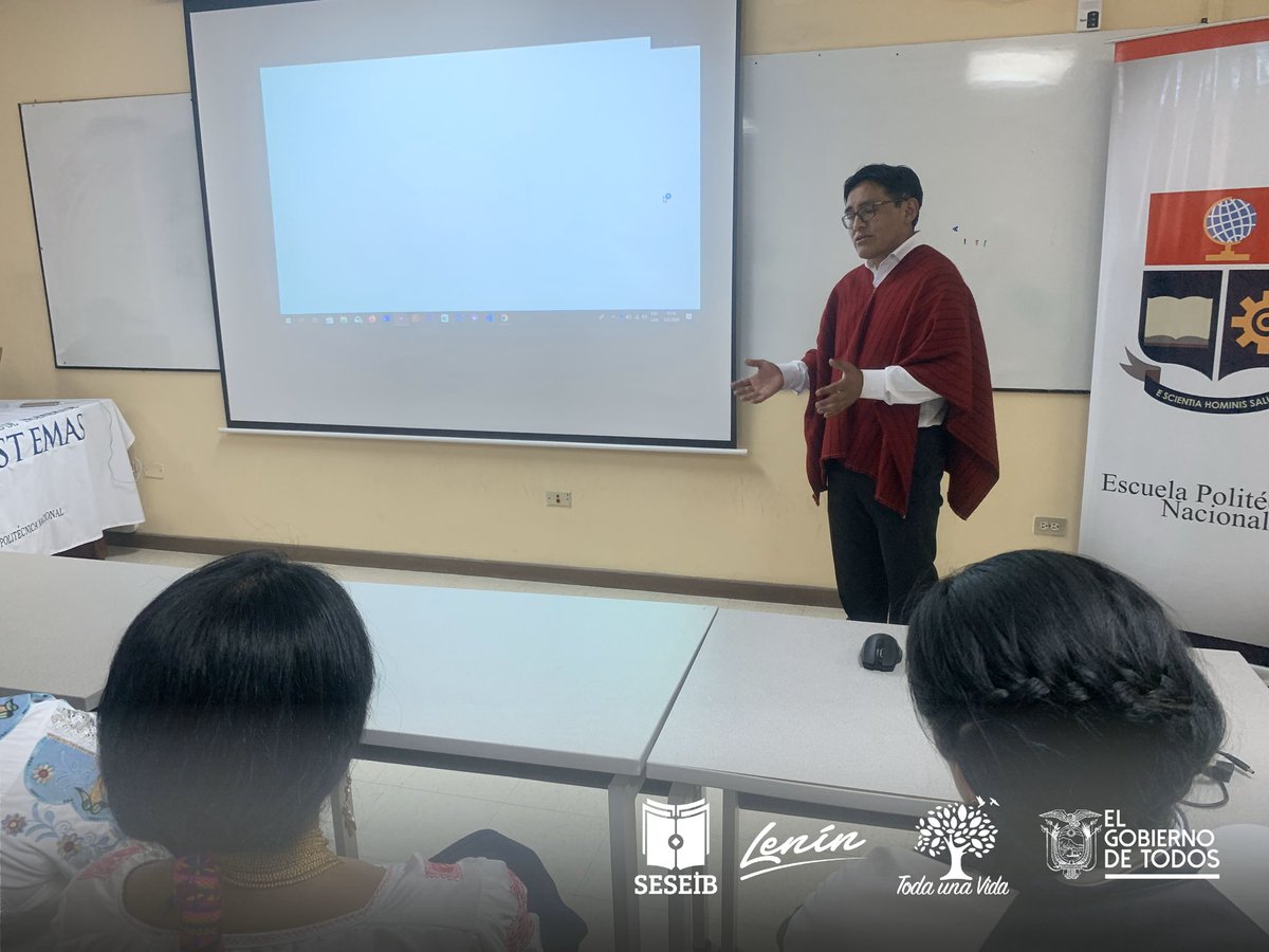 SEIBEec's tweet photo. Ahora | Docentes bilingües de la Zona 9 con apoyo de los estudiantes de la facultad de Sistemas de la Universidad #PolitécnicaNacional, elaboraron un Software Educativo de cómo aplicar el Calendario Vivencial en las Unidades Educativas Interculturales Bilingües @AntunRomulo https://t.co/RSszahYSDx