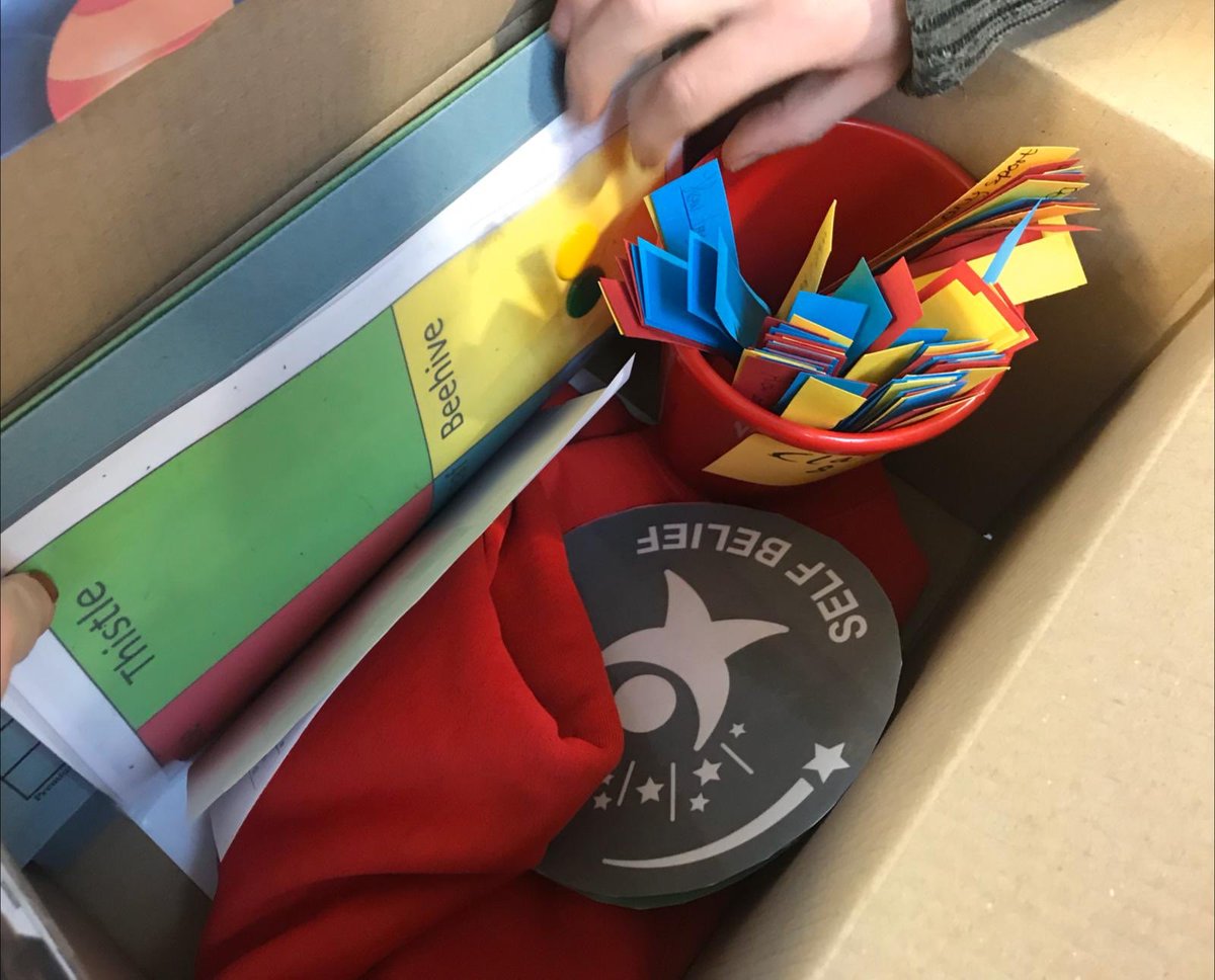 HillboroughJun1's tweet photo. Today, Year 5 at Hillborough sent an identity box to their Schools Linking partners at St Margaretโs. It was full of curiosity questions, photos and information about the school. We hope they enjoy opening it! @Linking_network #LutonLinking https://t.co/FAtVCOiyDi