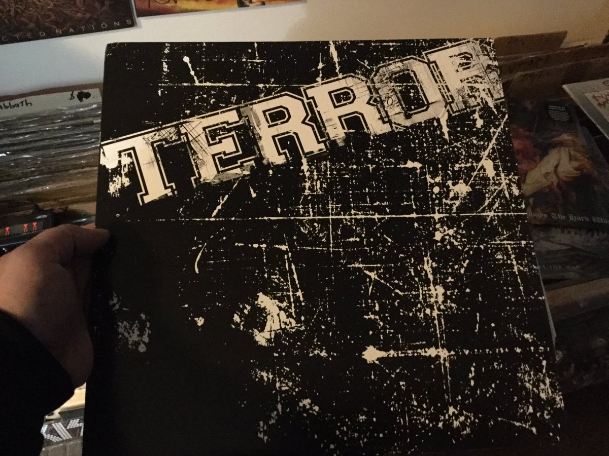 woodydelles's tweet photo. Few new vinyl today
#BLAST - Blood 🤘🏽 #AxisofDespair - contempt for man🤘🏽
#Terror - Always the hard way🤘🏽 #Terror - Lowest of the Low🤘🏽 https://t.co/hp3Wz6GVjX