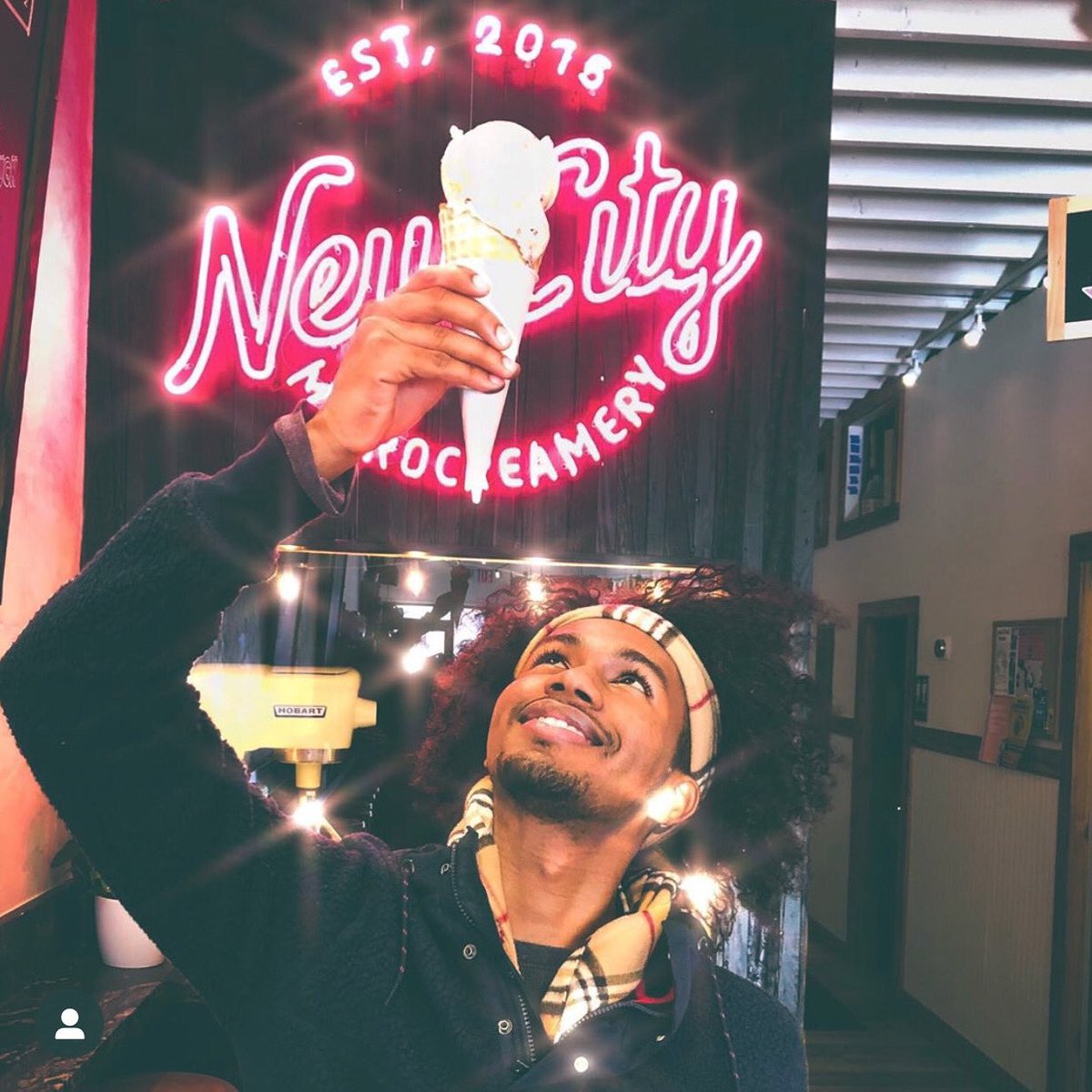 catchvybz's tweet photo. Welcome New City Microcreamery!

I scream, you scream, we all scream for liquid nitrogen frozen ice cream 🍦and don’t forget pastries &amp; coffee!

Check the vibes on #catchvybzapp

#icecream #coffee #pastries #yum #delicious #confections #boston #newapp https://t.co/aKsS2qGJam